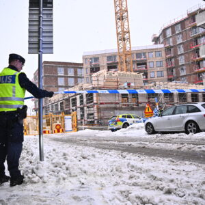 Allvarlig hissolycka  på bygge  – oklart om skadeläget