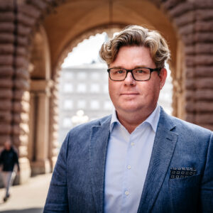 Regeringen vill luckra upp sekretesshindren