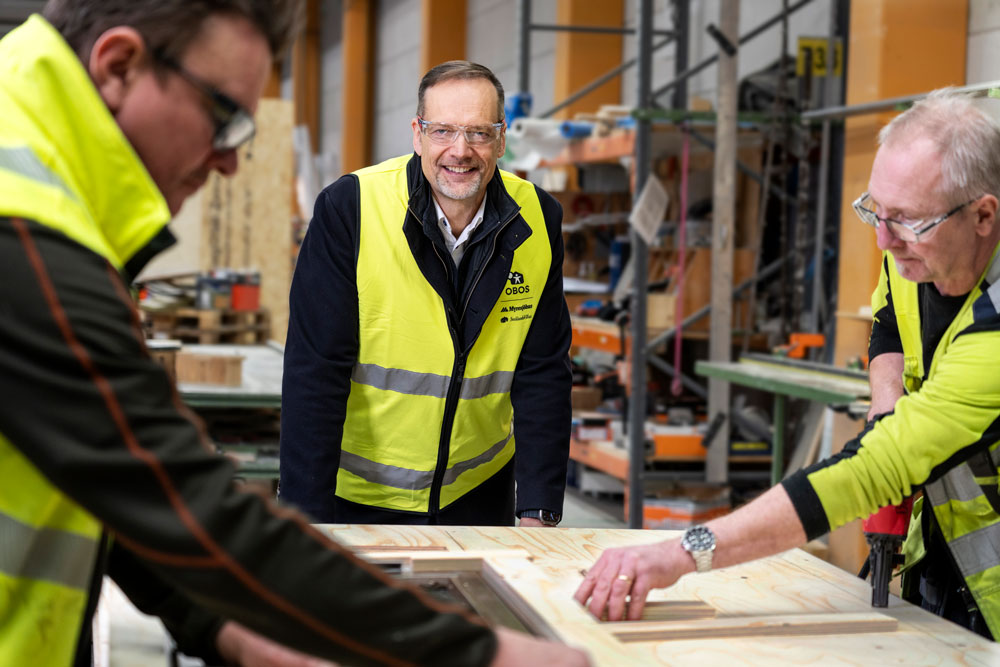 De skickar nödbostäder till Ukraina