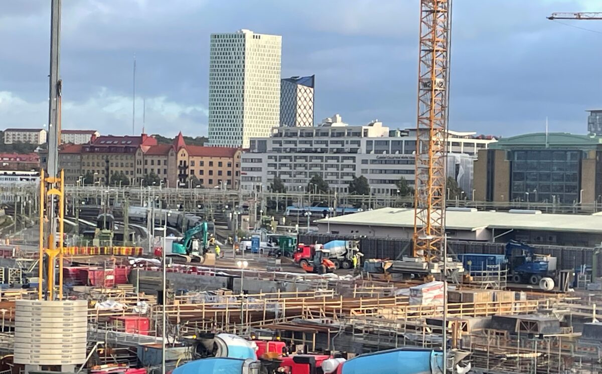NCC använder den digitala lösningen Efficient Load Out vid transporter av schaktmassor vid Centralen-etappen. Foto: Henrik Ekberg