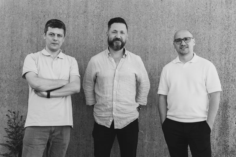 Marjan Mickoski och bröderna Jan Faselius och Alexej Fashutdinov. Foto: Lina Segelsbo