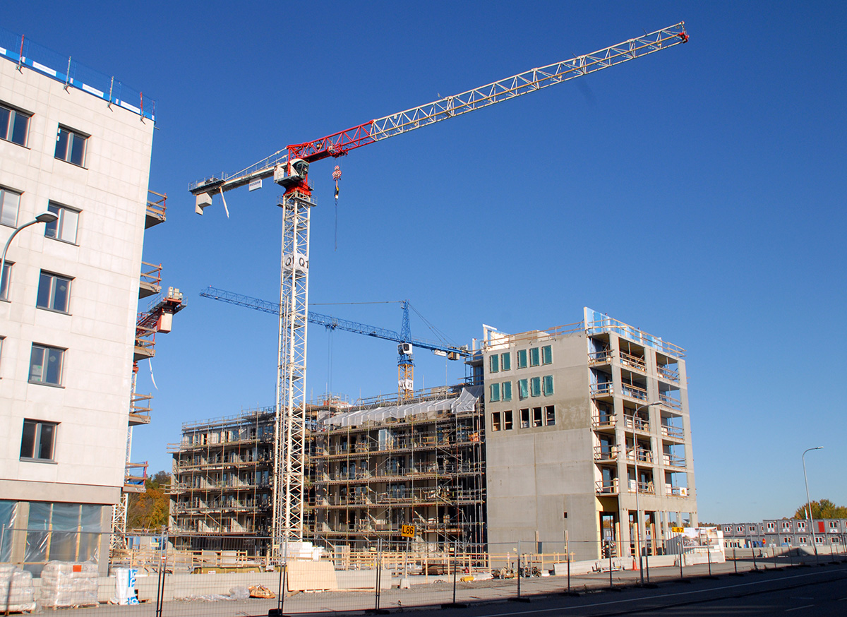 Bostadsbyggandet faller i augusti