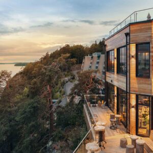 Firar 40 år med hotellspa för 40 miljoner