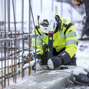 Antalet utländska byggarbetare minskar