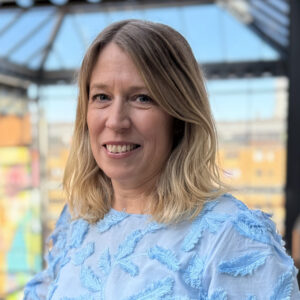 Går från Byggmaterialindustrierna till Glasbranschföreningen