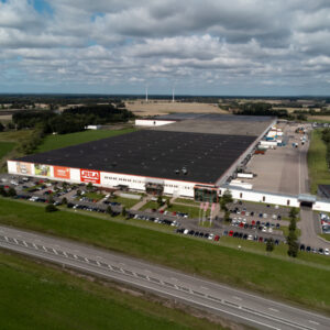 Gigantiskt lager ska bli ännu större