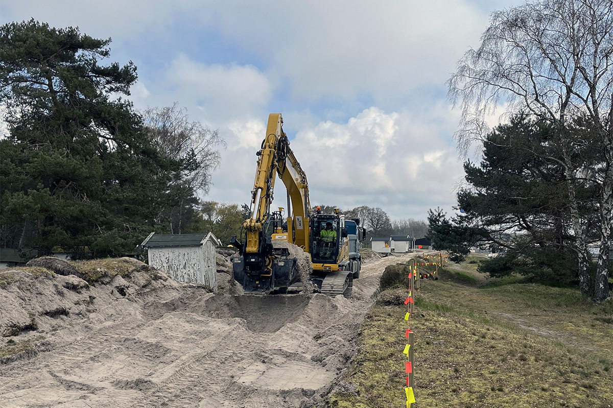 Omdiskuterad skyddsvall ska rädda från översvämning