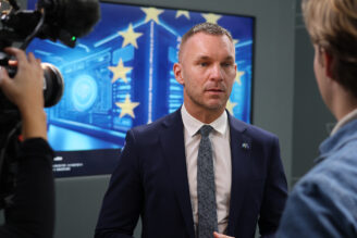 Fientliga stater ska uteslutas från upphandlingar