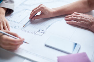 Tio månaders väntan på bygglov – ännu inget besked