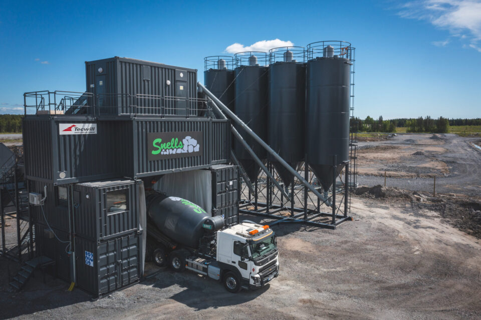 Skanska köper betongfabrik