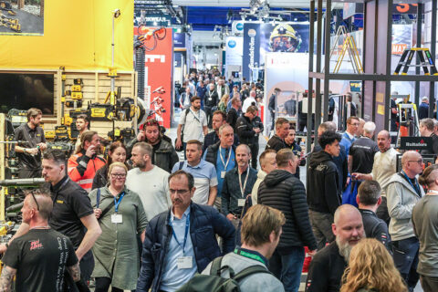 Montersvep: Verktygsfrossa i B-Hallen