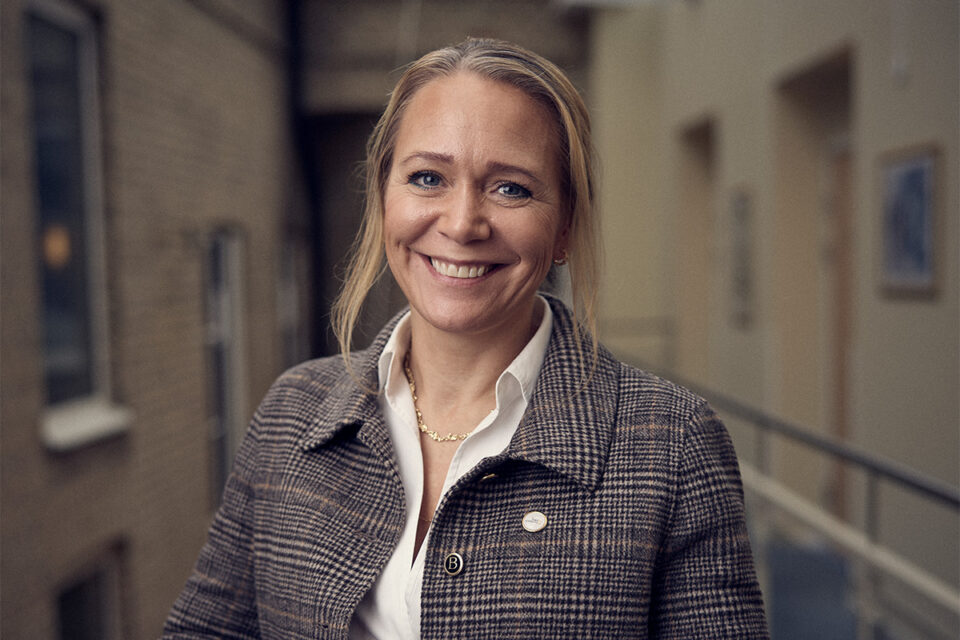 Vem leder egentligen bygget?
