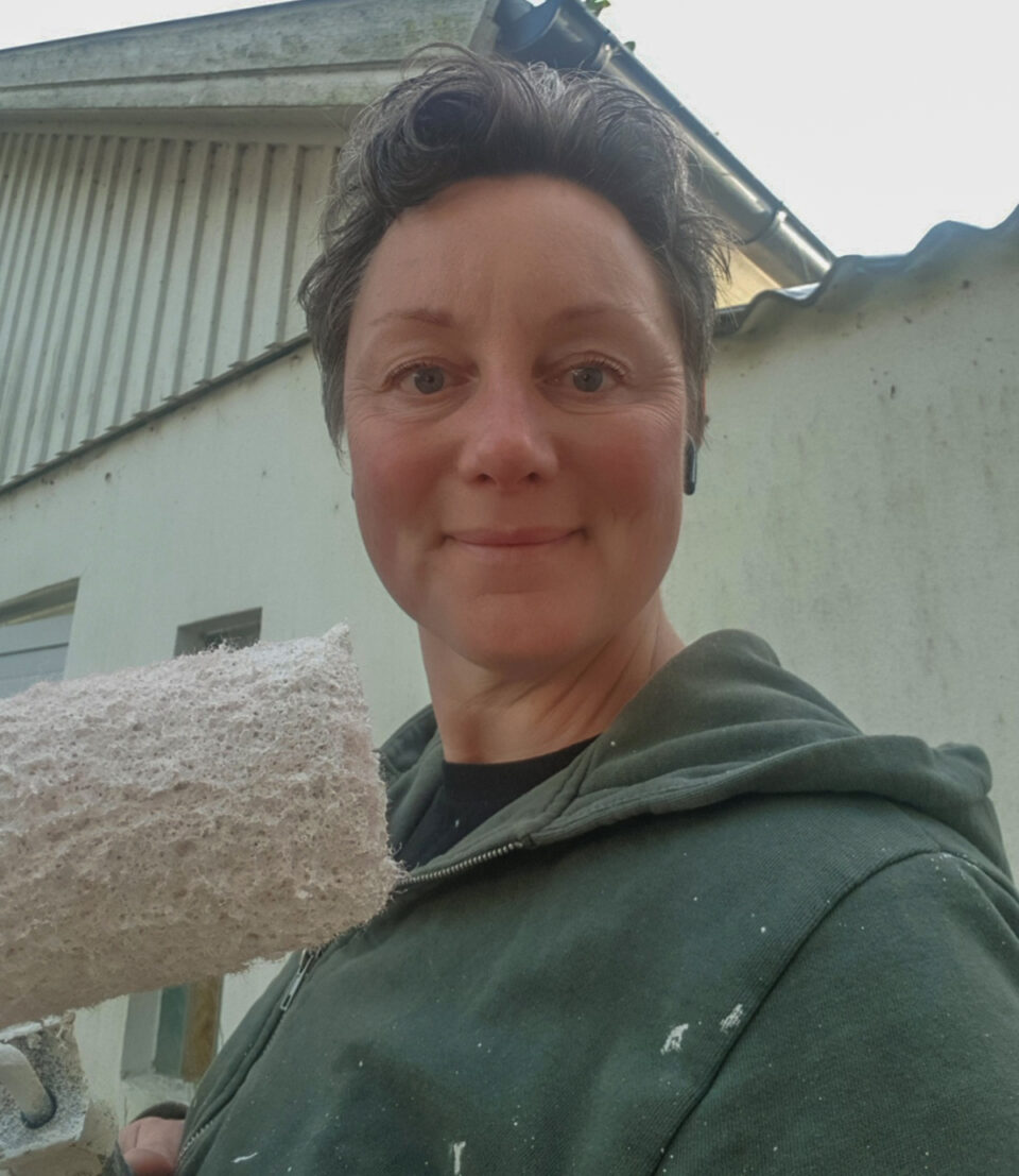 Därför bytte hon arkeologi mot måleri