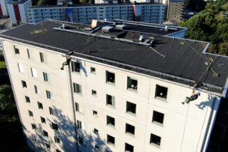 Effektivt fasadarbete med rope access för BRF Musetten 1